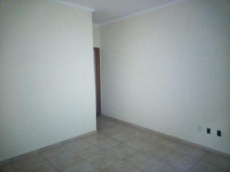 Casa à venda no Residencial e Comercial Laerte Asumpção: 